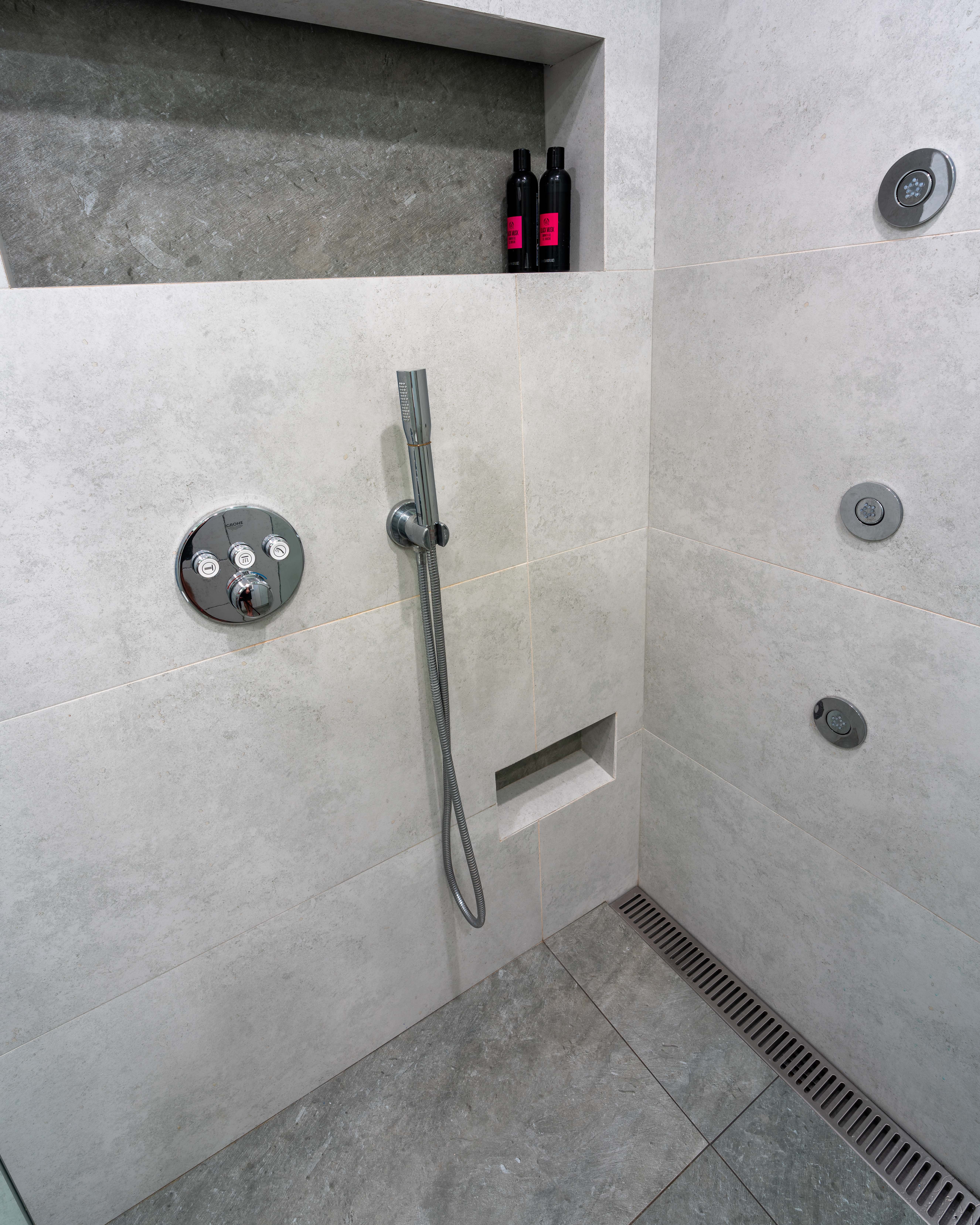 Bathroom Interior Designers Montrose gallery